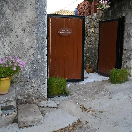 Carsazzio House Сasa de vacaciones Kariá